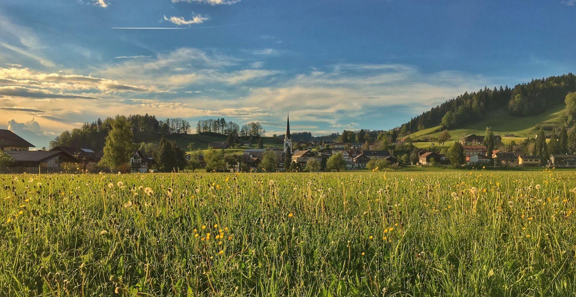 Familienhotel Adler Lingenau Luaran gambar